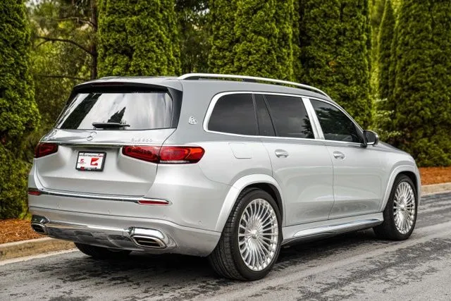 Mercedes-Benz GLS photo 16
