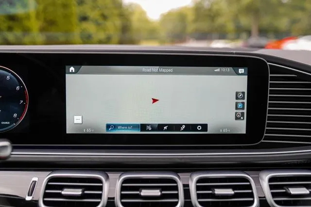 Mercedes-Benz GLS photo 39