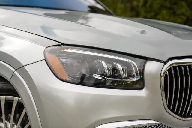 Mercedes-Benz GLS photo 8