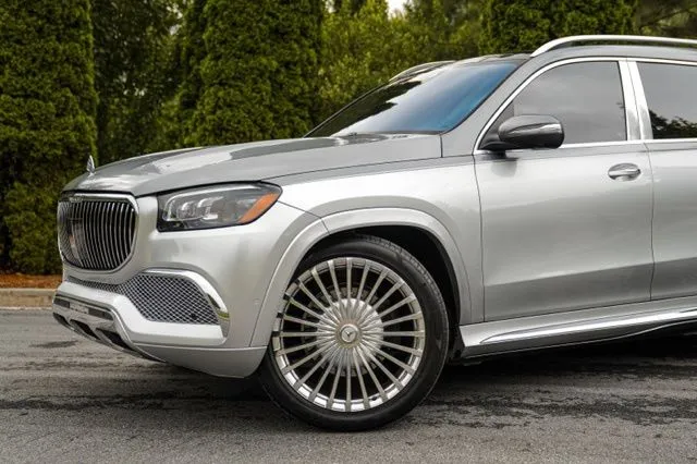 Mercedes-Benz GLS photo 3