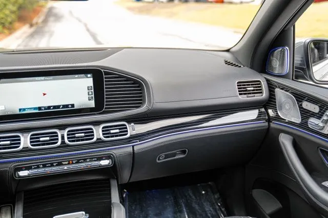 Mercedes-Benz GLS photo 31