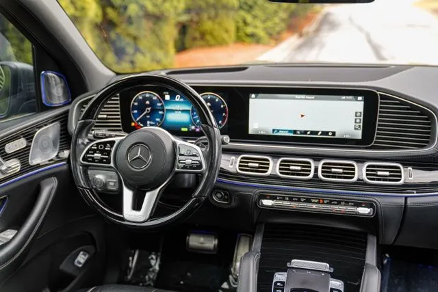 Mercedes-Benz GLS photo 30