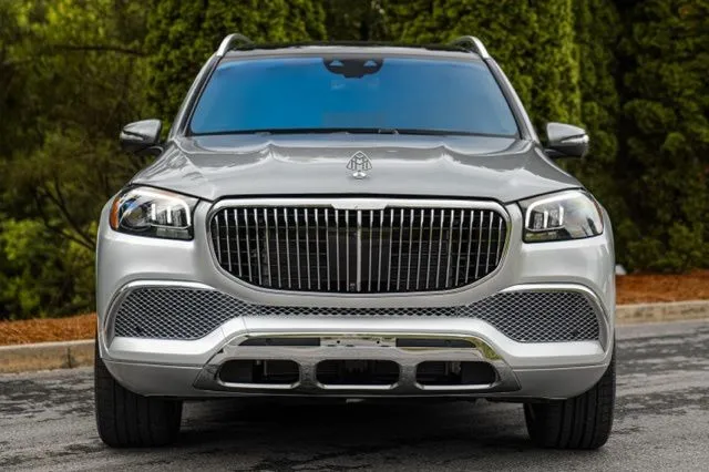 Mercedes-Benz GLS photo 22