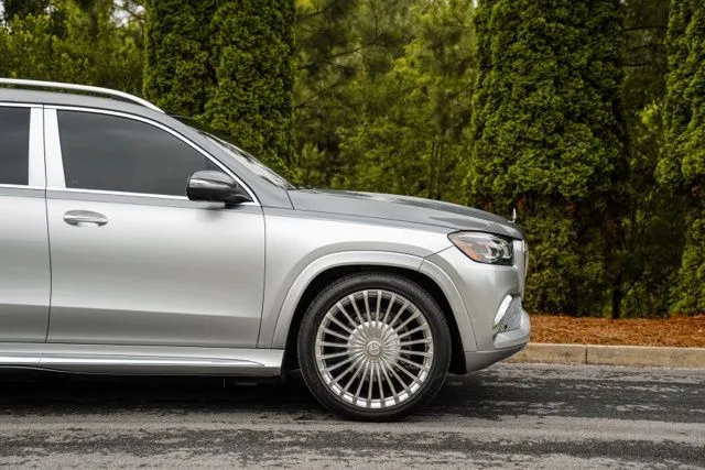Mercedes-Benz GLS photo 14
