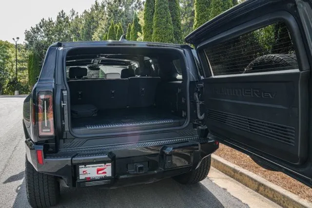 GMC Hummer EV SUV photo 23