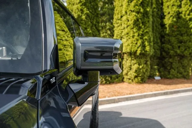 GMC Hummer EV SUV photo 25