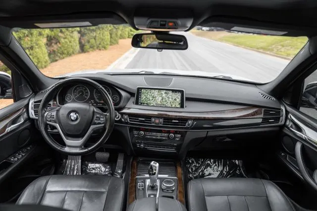 BMW X5 photo 24