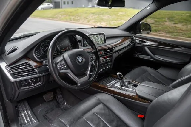 BMW X5 photo 23