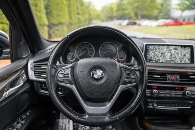 BMW X5 photo 29