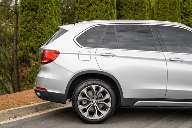 BMW X5 photo 13
