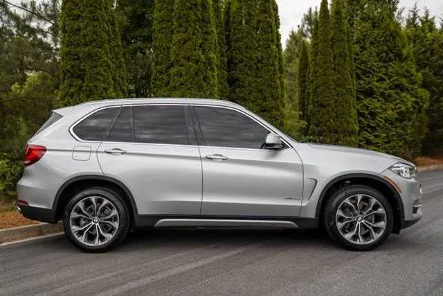 BMW X5 photo 12