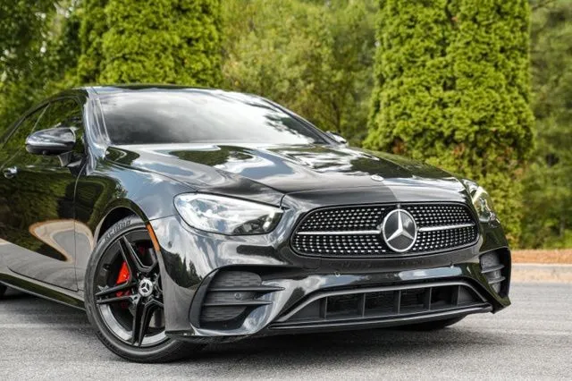 Mercedes-Benz E-Class photo 6