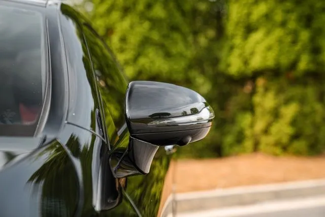 Mercedes-Benz E-Class photo 19