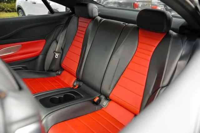 Mercedes-Benz E-Class photo 36