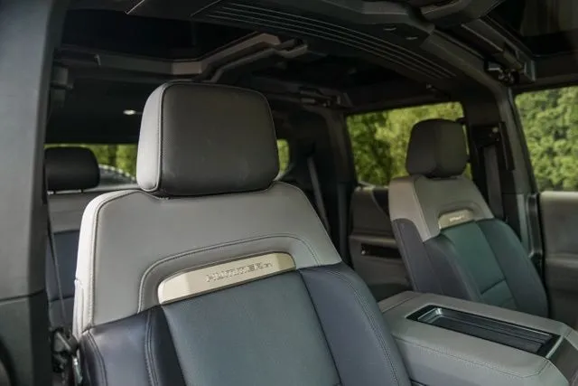 GMC Hummer EV SUV photo 45