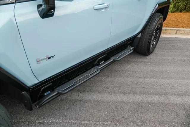 GMC Hummer EV SUV photo 12