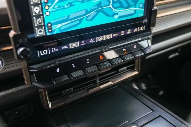 GMC Hummer EV SUV photo 34