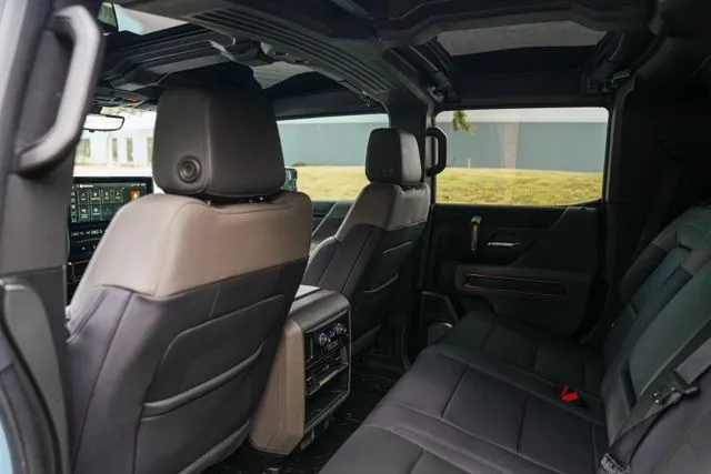 GMC Hummer EV SUV photo 46