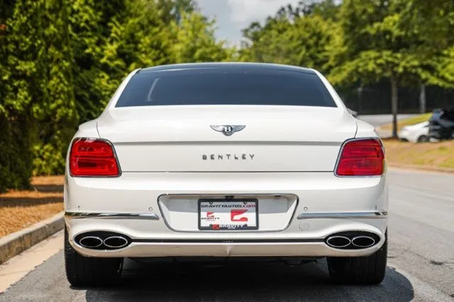 Bentley Flying Spur photo 17