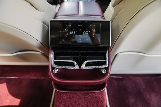 Bentley Flying Spur photo 51