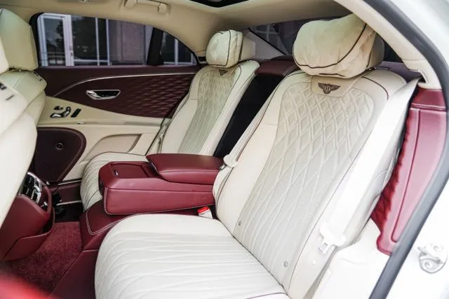 Bentley Flying Spur photo 47