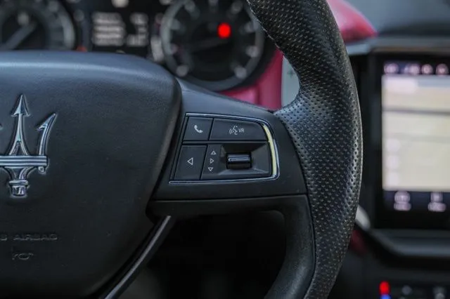 Maserati Ghibli photo 31