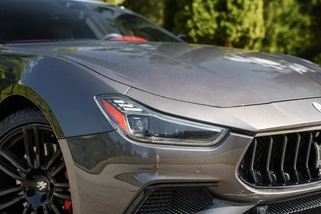 Maserati Ghibli photo 8