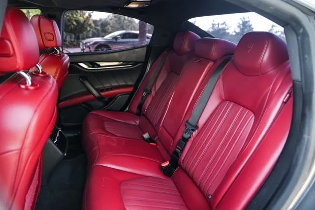 Maserati Ghibli photo 42