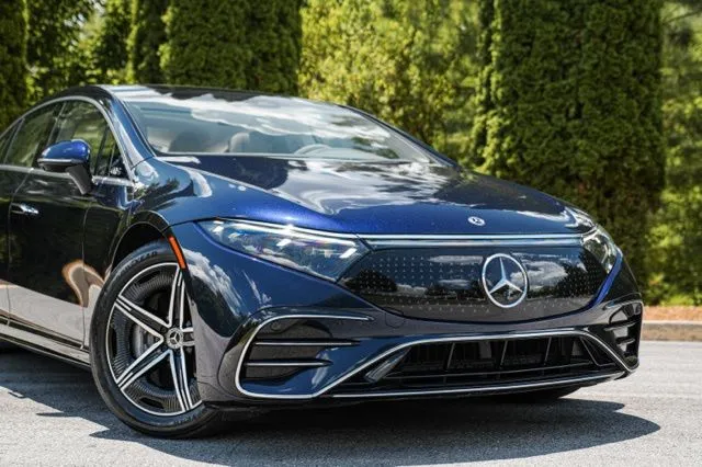 Mercedes-Benz EQS photo 6