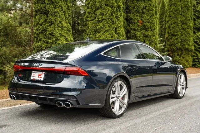 Audi S7 photo 14