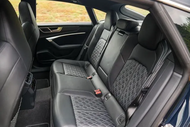 Audi S7 photo 41