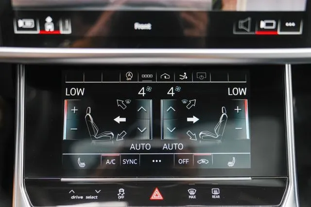 Audi S7 photo 32