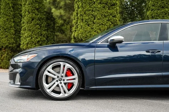 Audi S7 photo 10