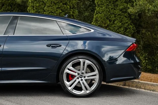 Audi S7 photo 11