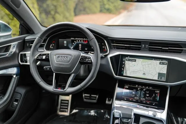 Audi S7 photo 23