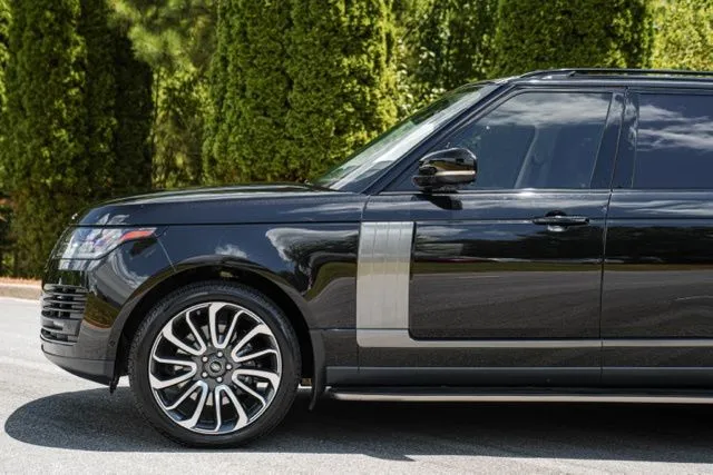 Land Rover Range Rover photo 10