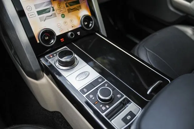 Land Rover Range Rover photo 36