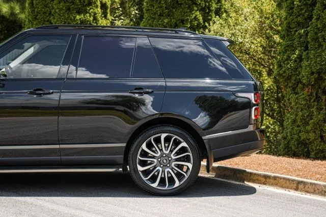 Land Rover Range Rover photo 11