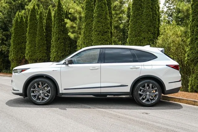 Acura MDX photo 9