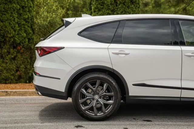 Acura MDX photo 13