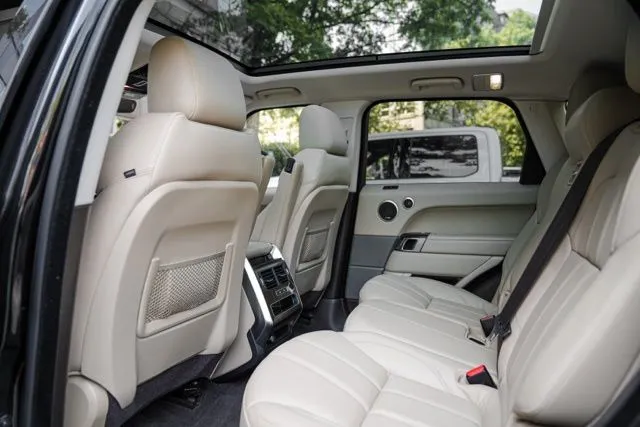 Land Rover Range Rover Sport photo 43