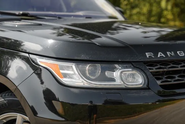 Land Rover Range Rover Sport photo 8
