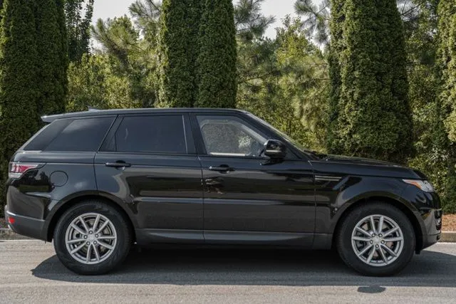 Land Rover Range Rover Sport photo 12