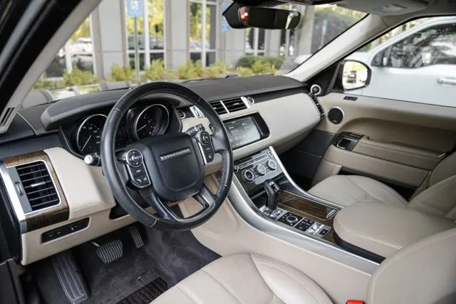 Land Rover Range Rover Sport photo 25