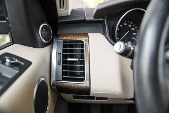 Land Rover Range Rover Sport photo 30