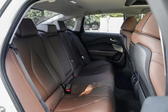Acura TLX photo 43