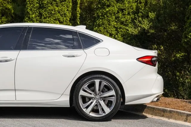 Acura TLX photo 11