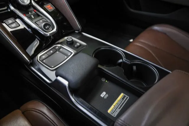 Acura TLX photo 33