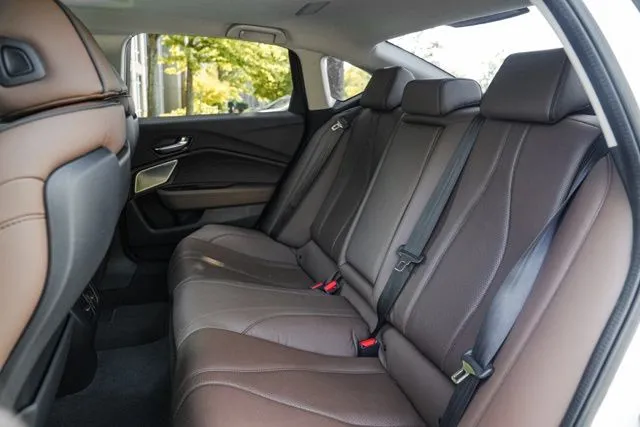 Acura TLX photo 42