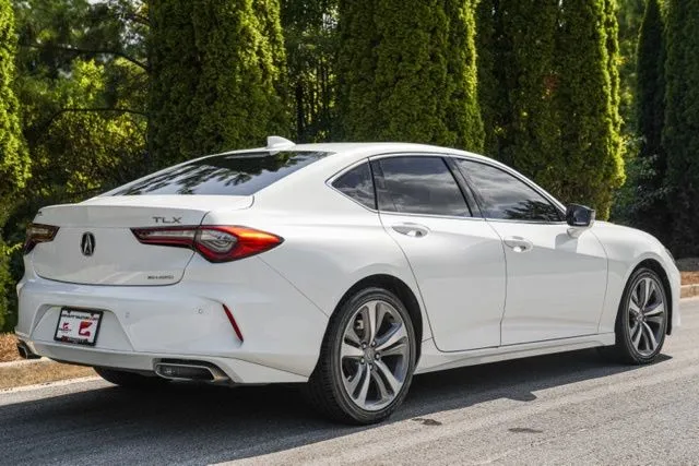 Acura TLX photo 17